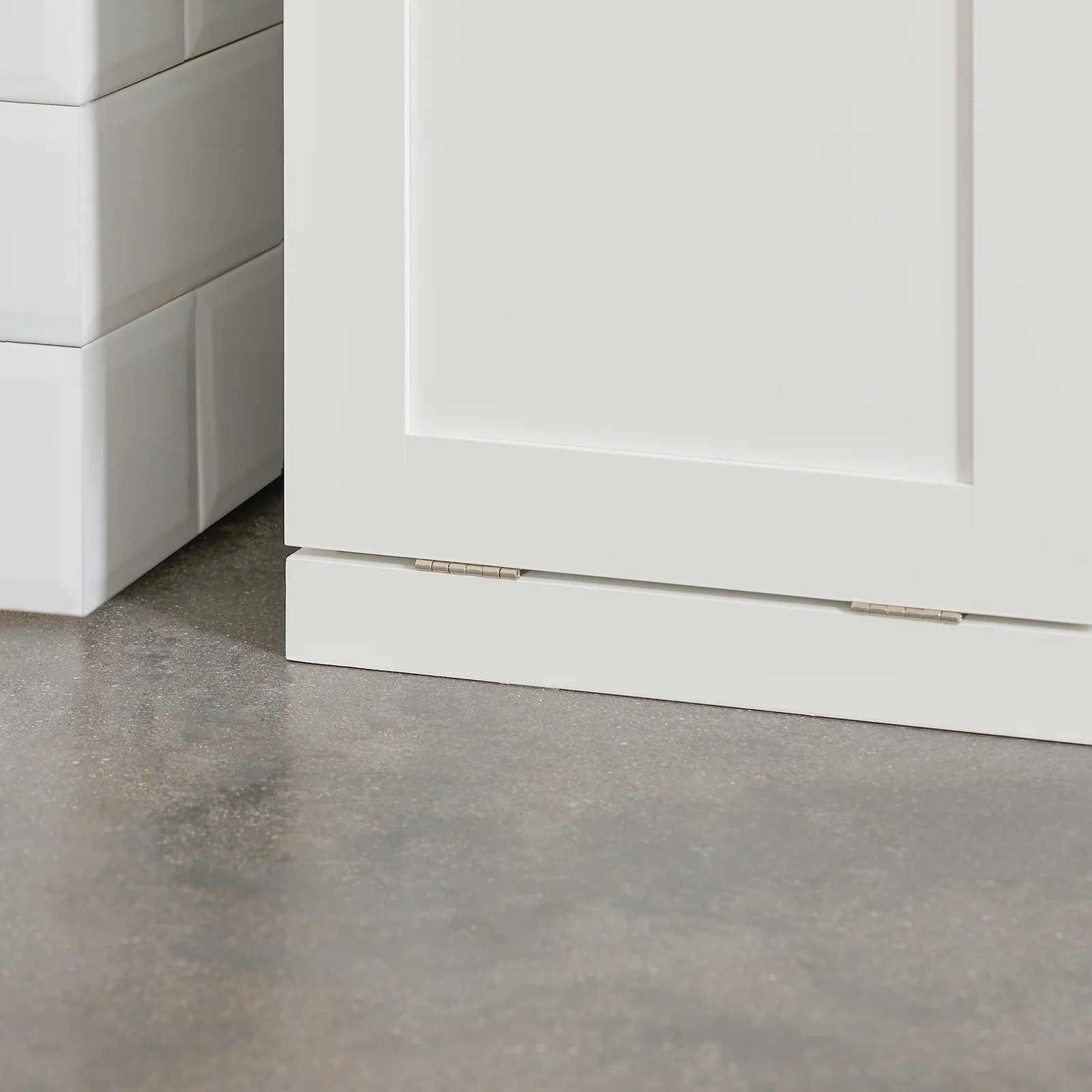 SoBuy BZR66-W Badkamerkast met Kantelbare Wasmand, Badkamermeubel met Waskast, Lage Kast, Staande Kast - Image 9