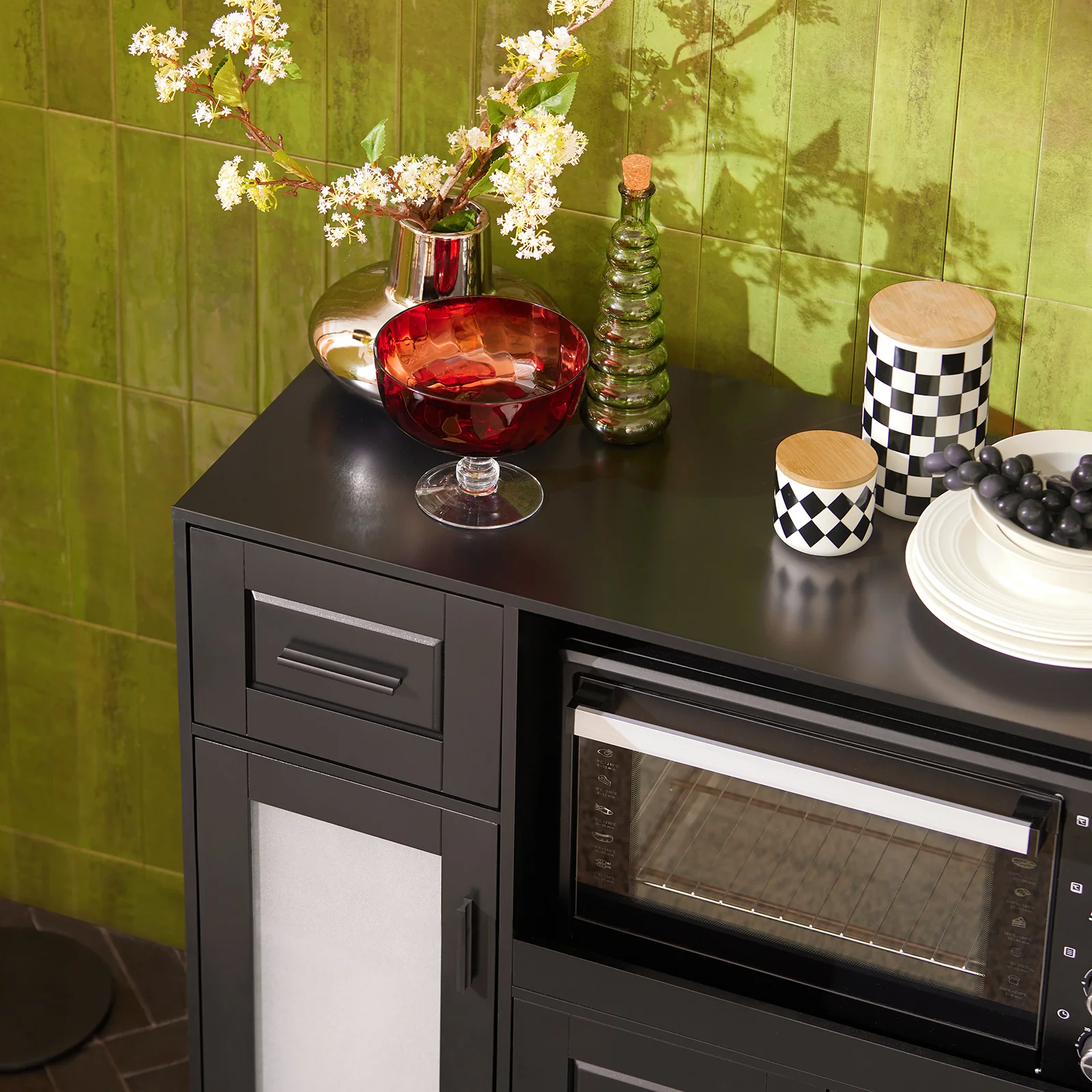 SoBuy FSB78-SCH Keuken Kast op Wieltjes met 3 Deuren, 1 Lade en 1 Compartiment - Ideaal voor Magnetron, Oven en Keukengerei - Image 11