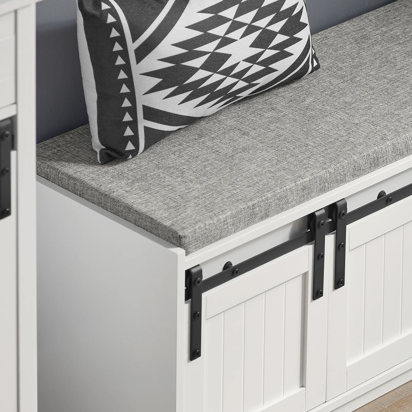 SoBuy FSR133-W Schoenenkast met Bank – 6 Vakken, Schuifdeur in Barn-Style, 200 kg Draagkracht – Ideaal voor Hal, Slaapkamer en Woonkamer – 120x35x45 cm - Image 7