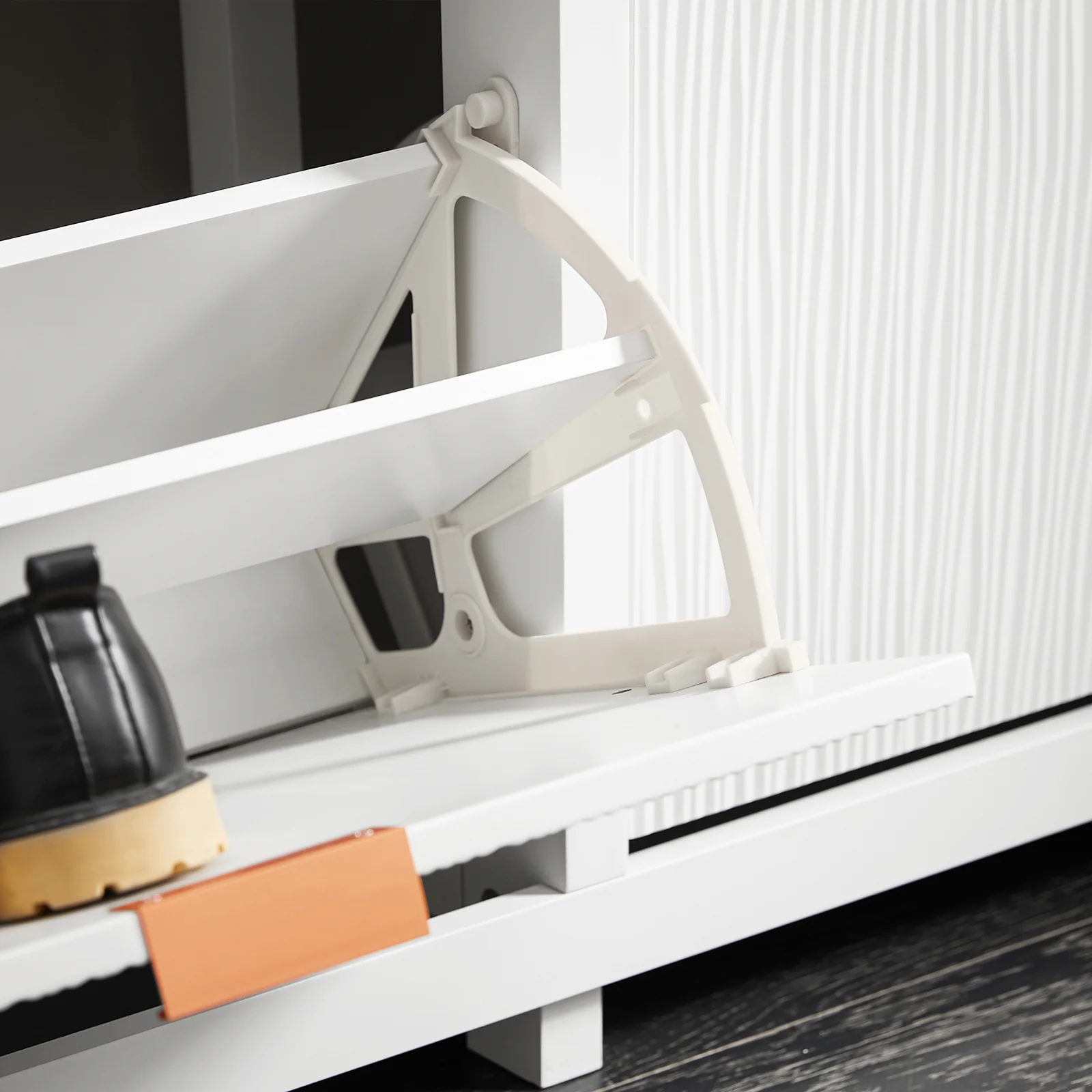 SoBuy FSR186-II-W Schoenenkast – Smalle Opbergkast met 4 Kleppen, Perfect voor Hal & Woonkamer – Compact Design, Wit – 104x23x82 cm - Image 11