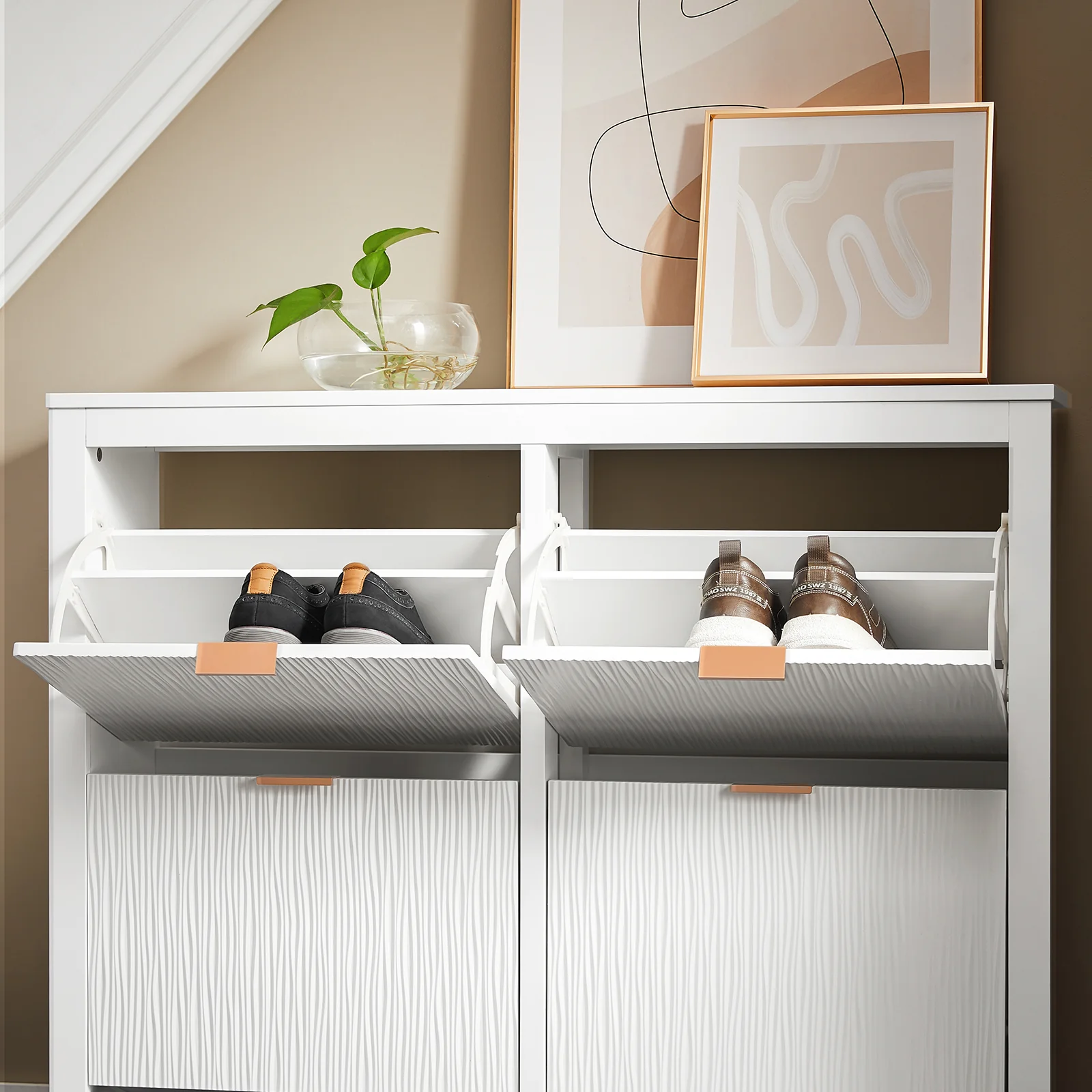 SoBuy FSR186-II-W Schoenenkast – Smalle Opbergkast met 4 Kleppen, Perfect voor Hal & Woonkamer – Compact Design, Wit – 104x23x82 cm - Image 13