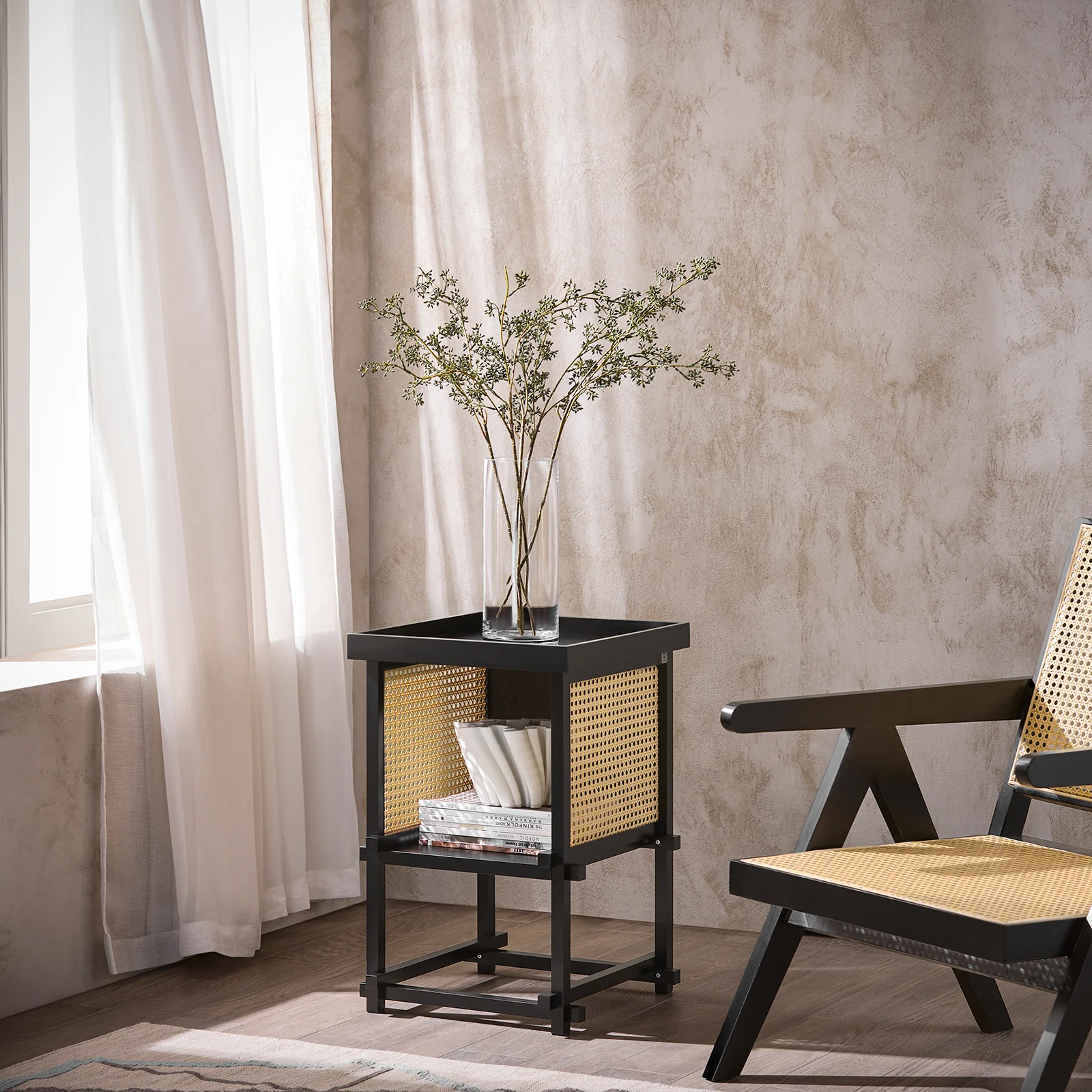 SoBuy HFBT03-SCH Design bijzettafel, vierkante salontafel, bankpunt, nachtkastje met open vak, frame van bamboe, zwart en geel - Image 9