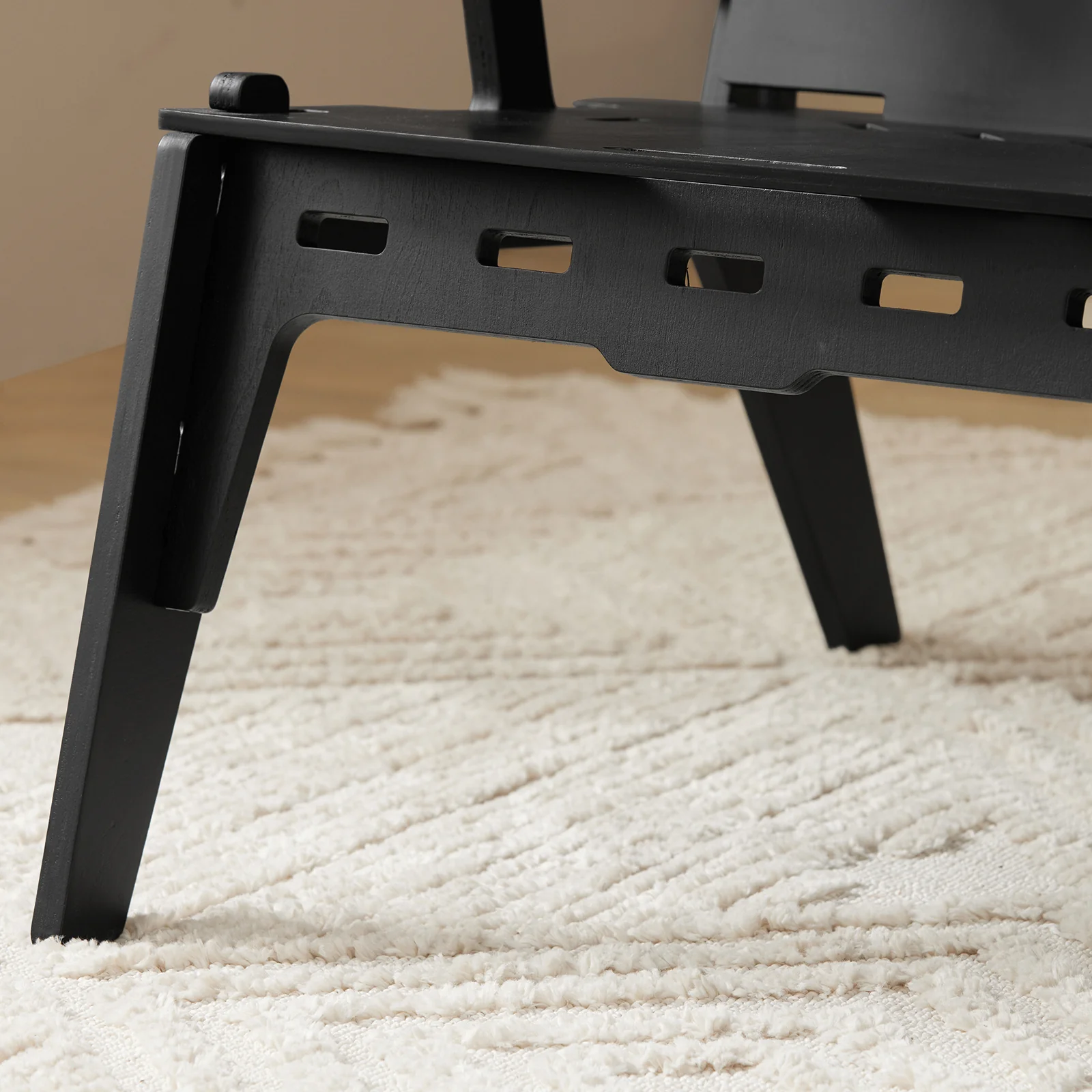 SoBuy HFST02-SCH Designstoel, Eetkamerstoel, Bureaustoel, Comfortabele Ergonomische, met Rugleuning, Zithoogte 35 cm, Structuur Pen-en-Gat, Hout, Zwart - Image 11