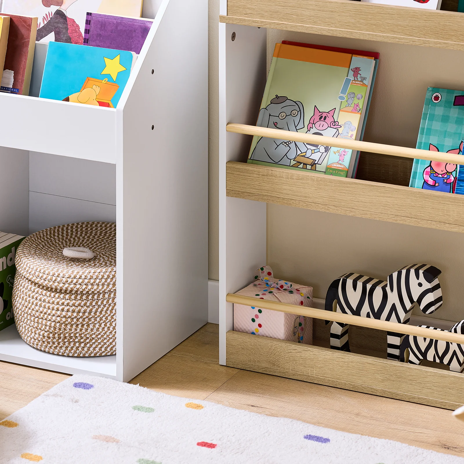 SoBuy KMB121-WN Kinderboekenkast 4 Niveaus – Montessori Boekenrek & Speelgoedopberger, Wit/Naturel, 60×15×130,5 cm - Image 10